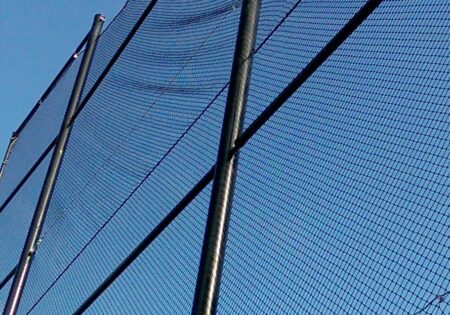 chain link fence for golfing area